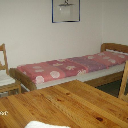 Gaestehaus Terrana Wathlingen Bagian luar foto