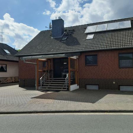 Gaestehaus Terrana Wathlingen Bagian luar foto
