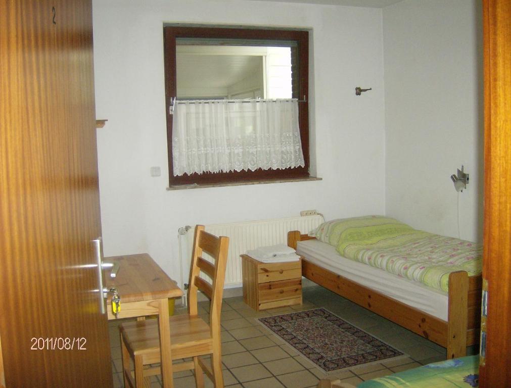 Gaestehaus Terrana Wathlingen Ruang foto