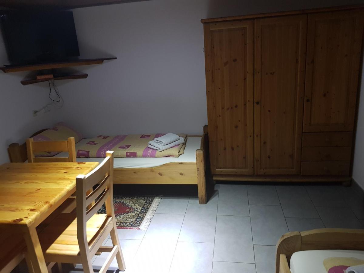 Gaestehaus Terrana Wathlingen Bagian luar foto