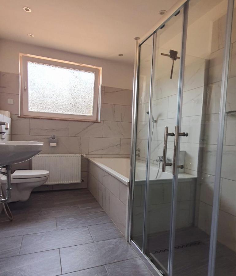 Gaestehaus Terrana Wathlingen Bagian luar foto