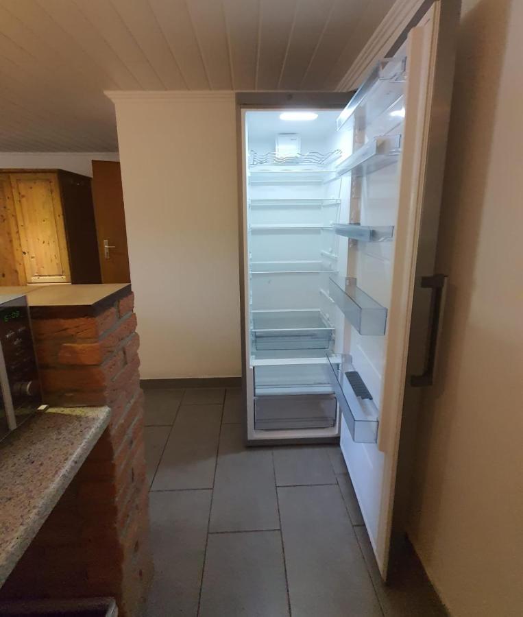 Gaestehaus Terrana Wathlingen Bagian luar foto