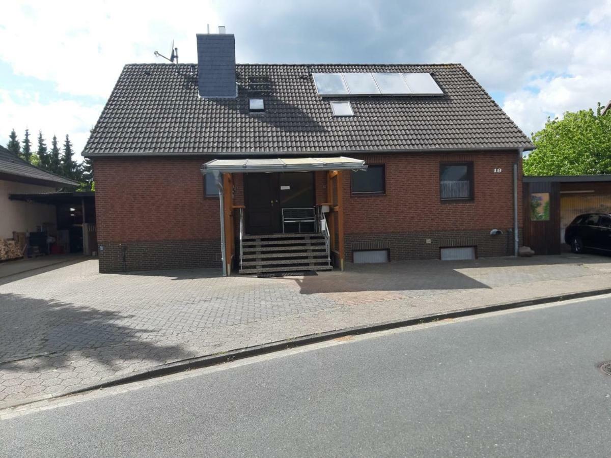 Gaestehaus Terrana Wathlingen Bagian luar foto